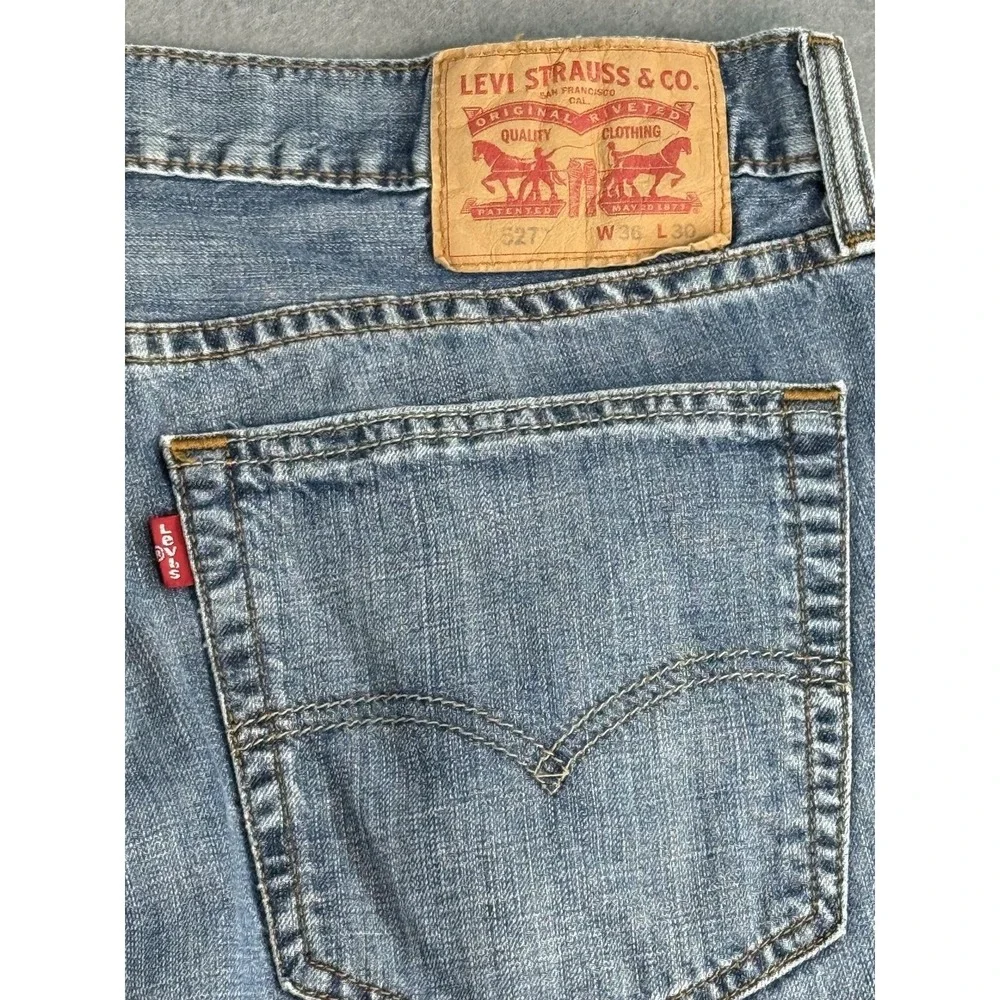 Levi's 527 Jeans Mens 36x30 Medium Wash Blue Slim Bootcut Denim Casual Pants